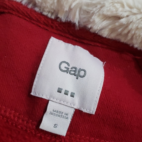 Gap red Sherpa hoodie - Picture 3 of 4